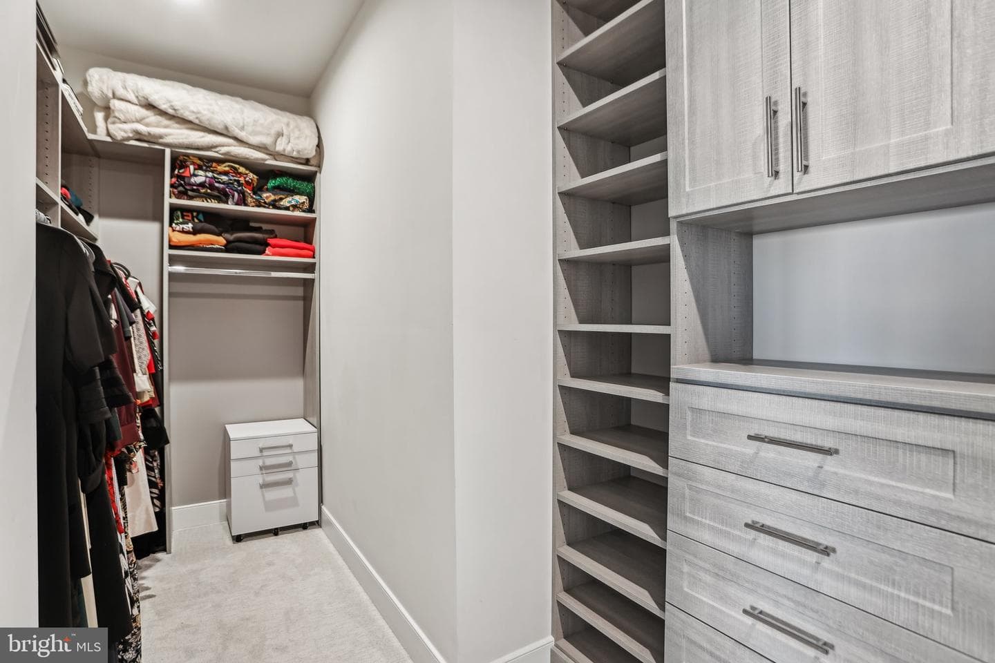 100 Saint Ives Place #306 photo 22