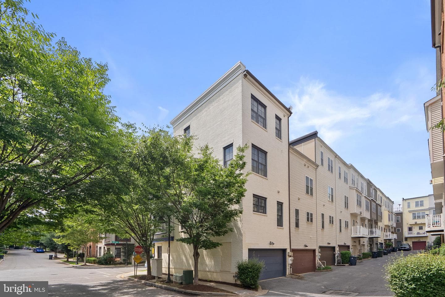 5601 44th Avenue photo 46