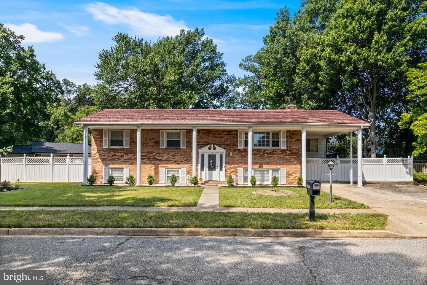 12817 Peace Drive photo 27