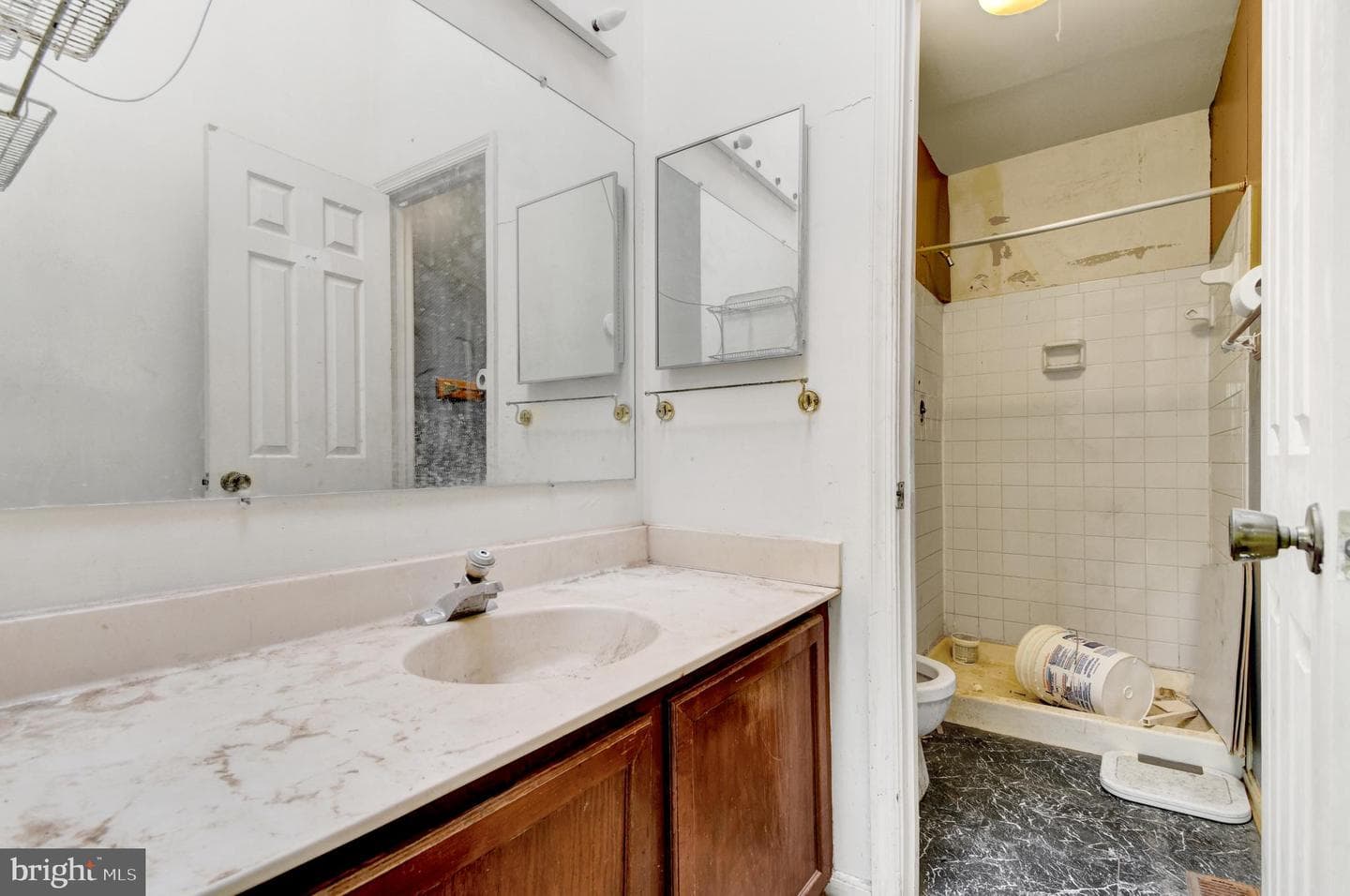 7111 Forbes Boulevard photo 18
