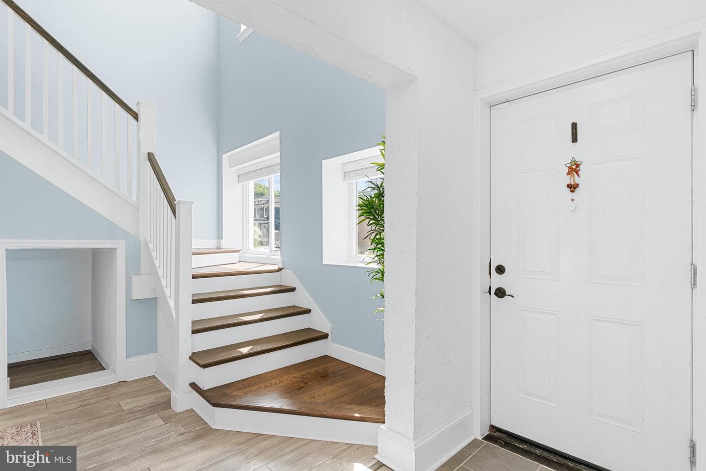 727 61st Avenue photo 3