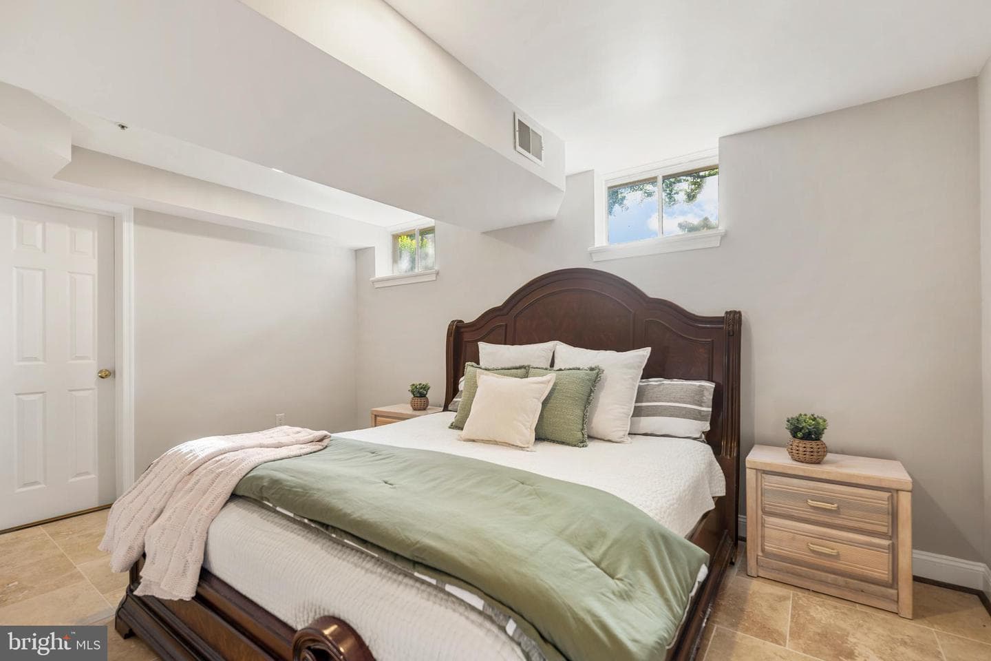 11304 Bennington Drive photo 24