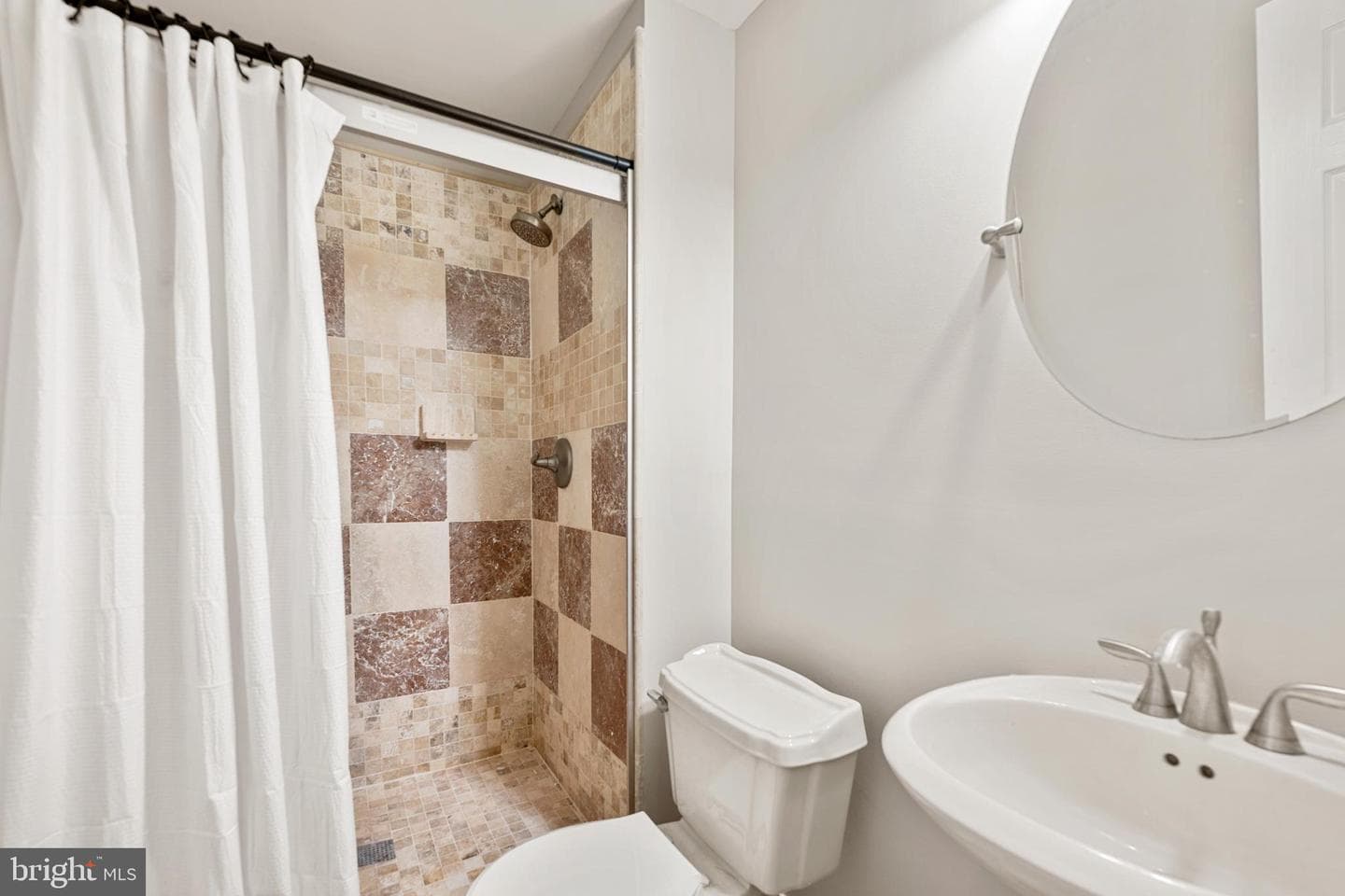 11304 Bennington Drive photo 27