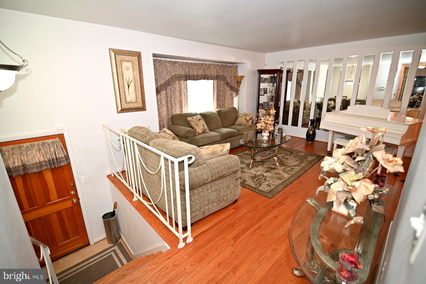 5528 Helmont Drive photo 52