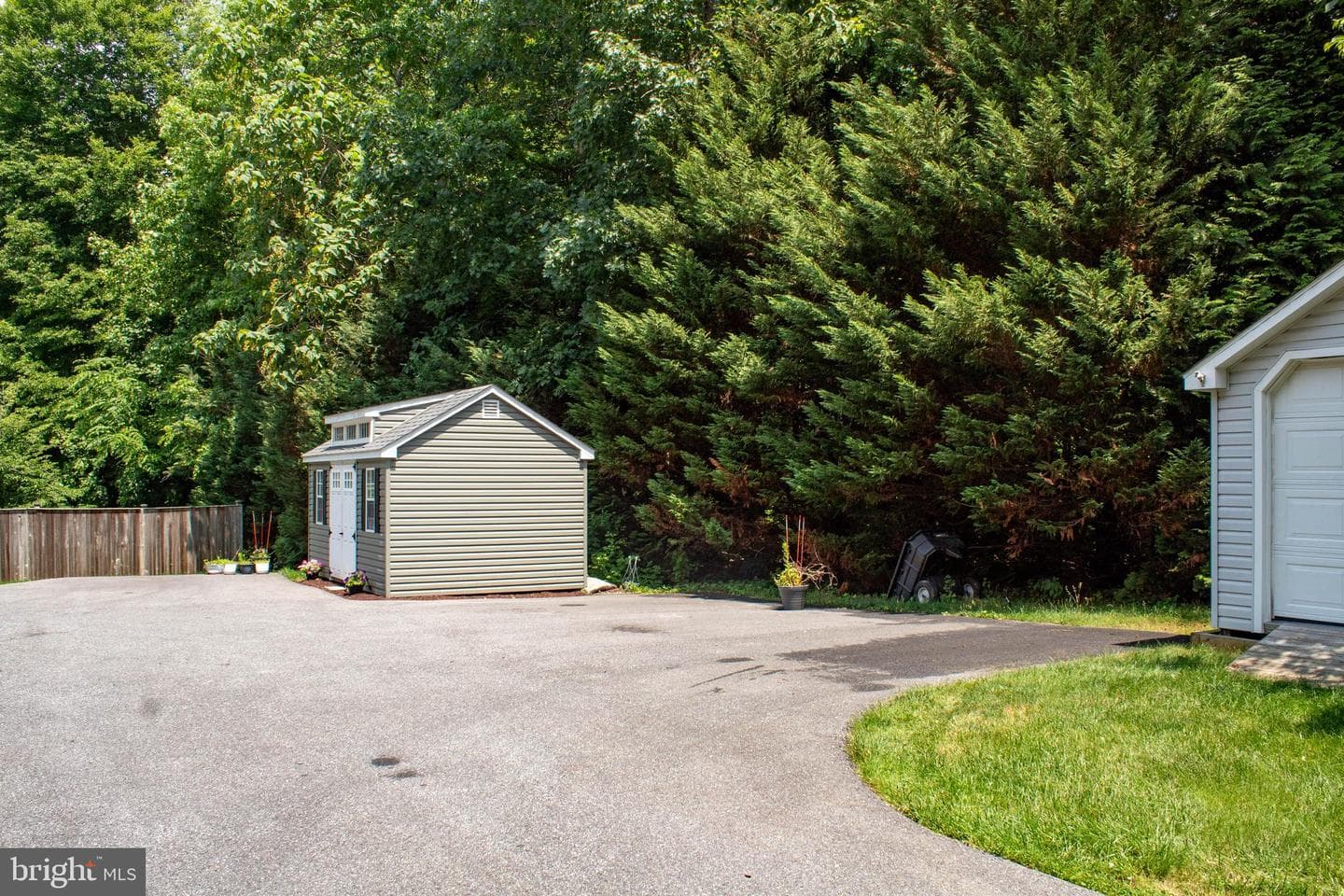 15509 Cheswicke Lane photo 14