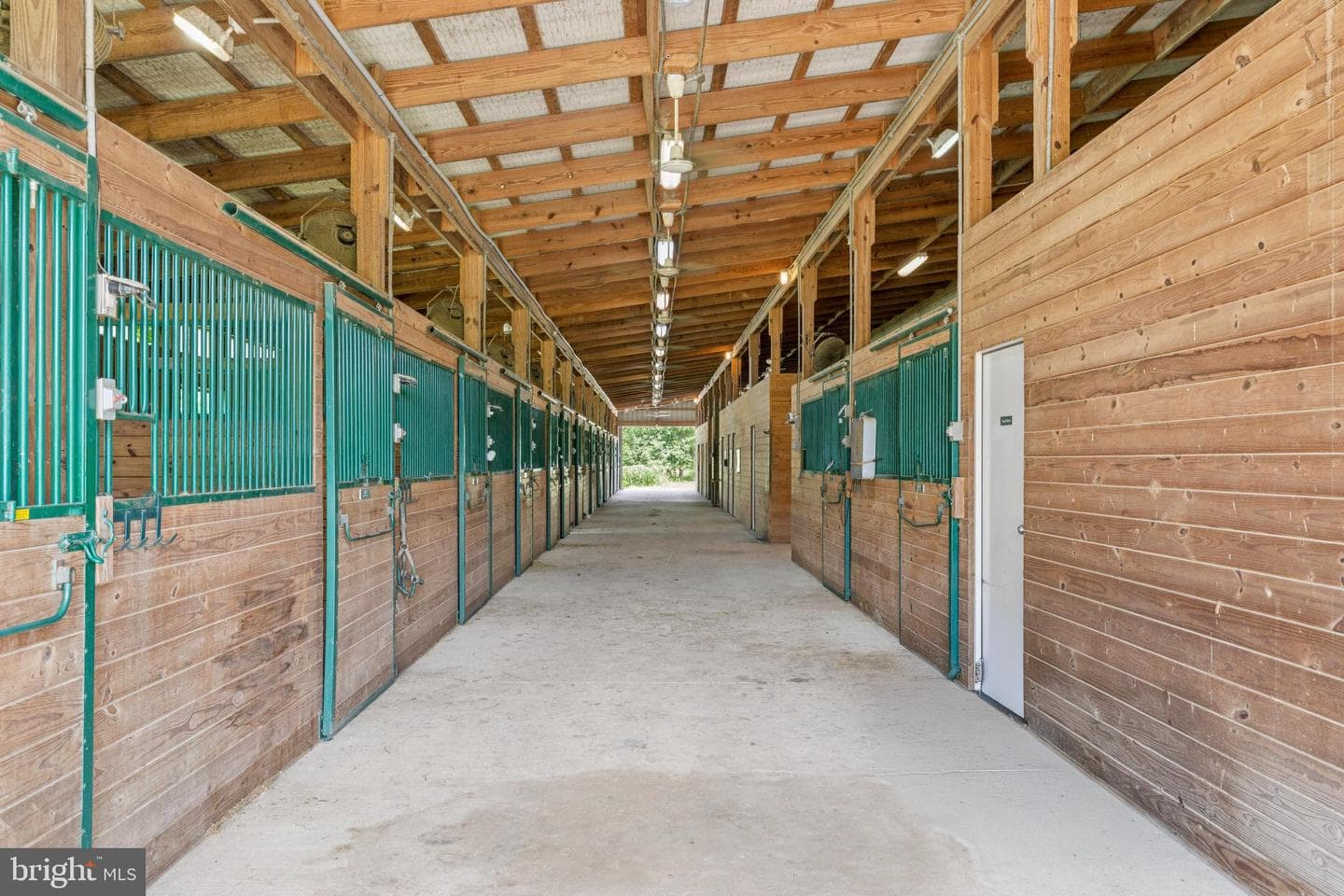 15104 Gardner Road photo 4