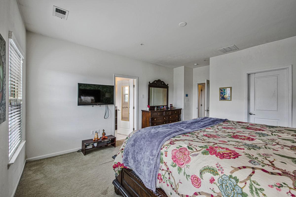 14413 Sandy Ridge Lane photo 22