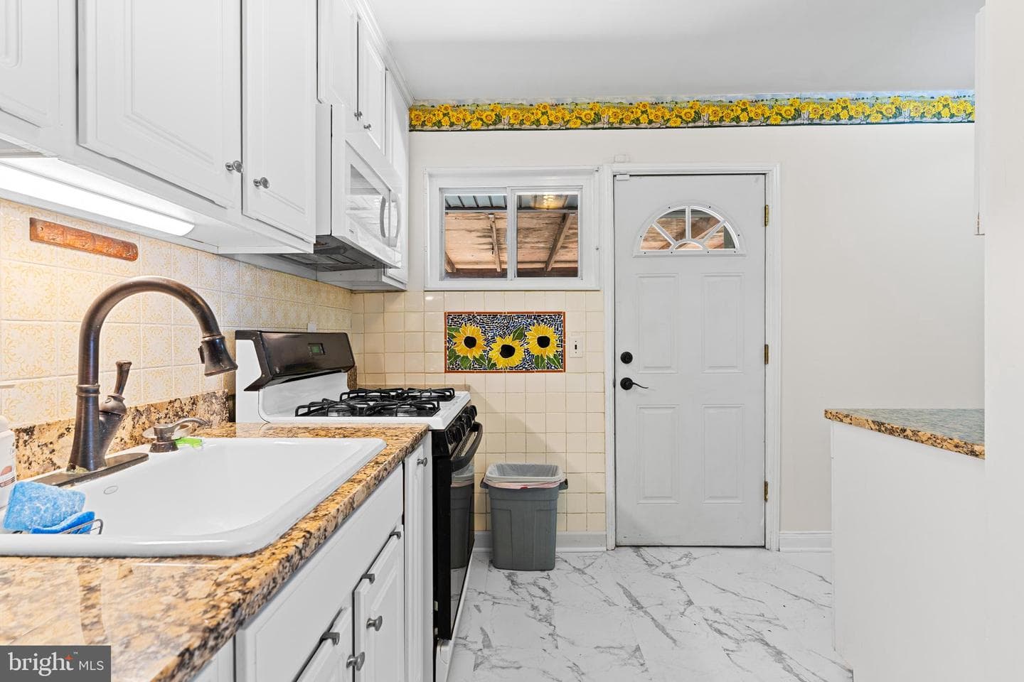 905 Lindsay Road photo 26
