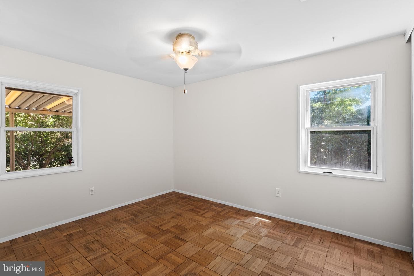 905 Lindsay Road photo 27