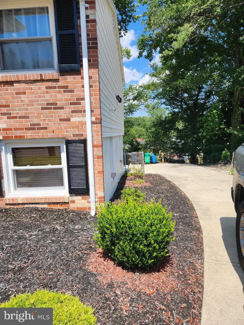 3904 Bishopmill Place photo 5