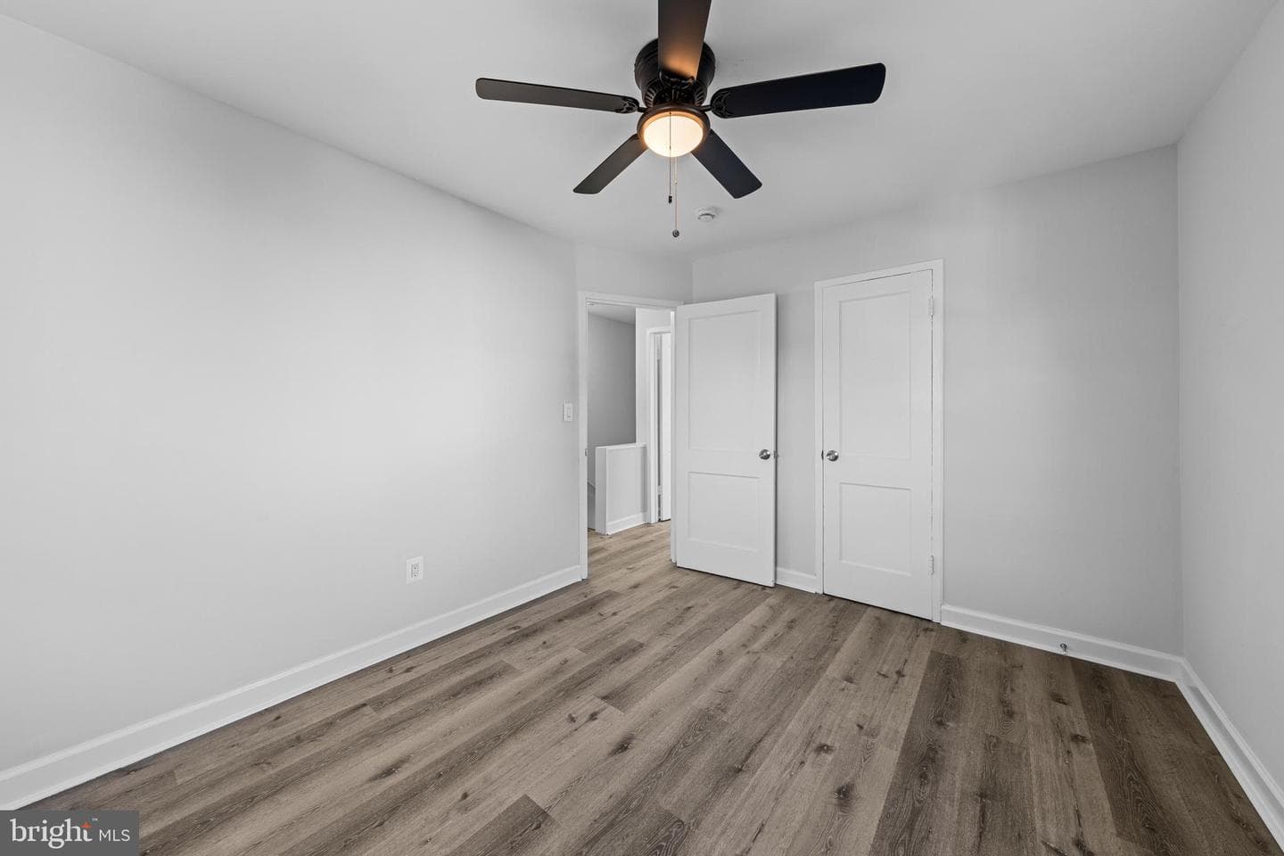 7215 E Lombard Street photo 14