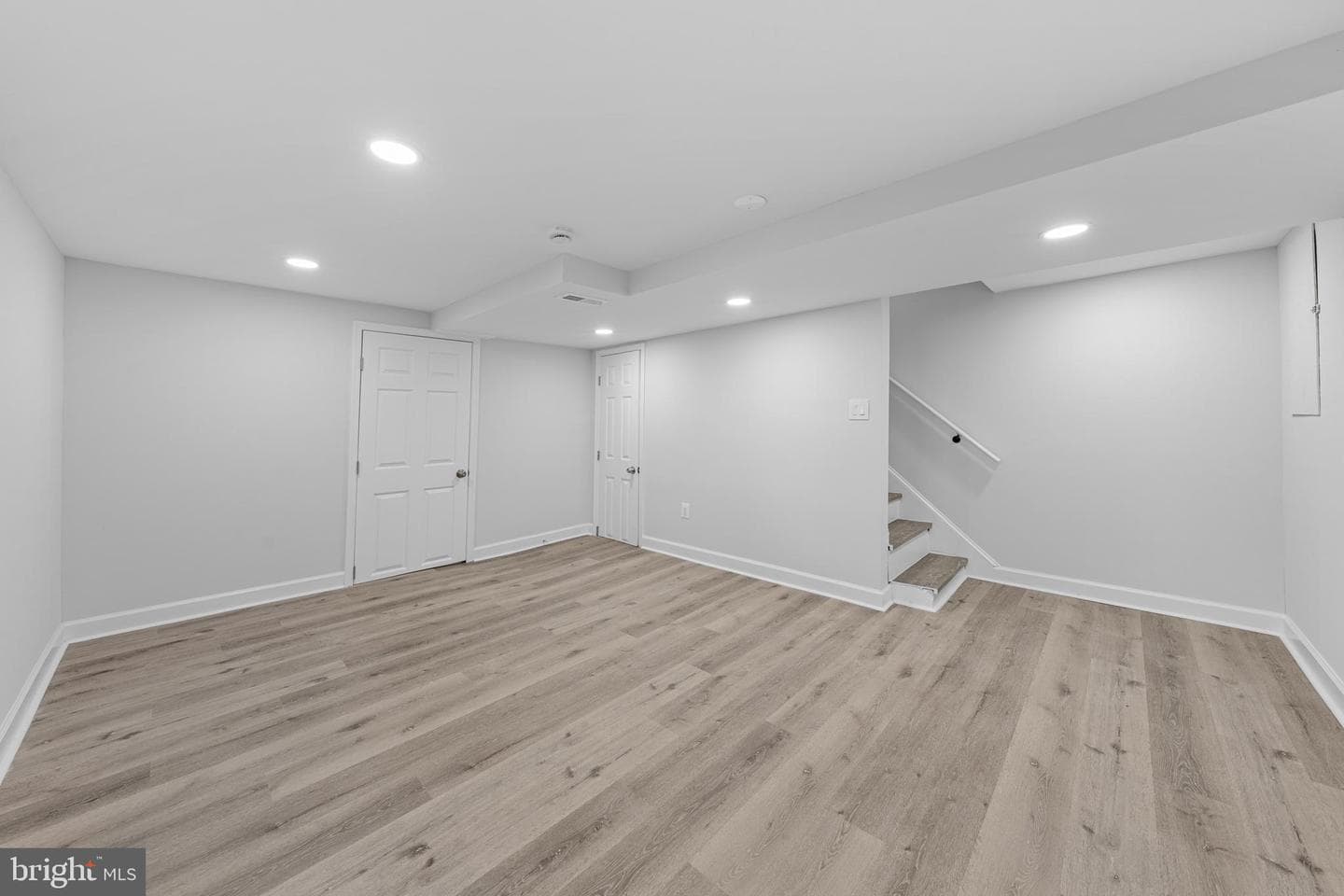 7215 E Lombard Street photo 16