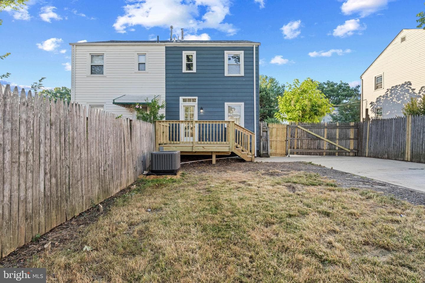 7215 E Lombard Street photo 25