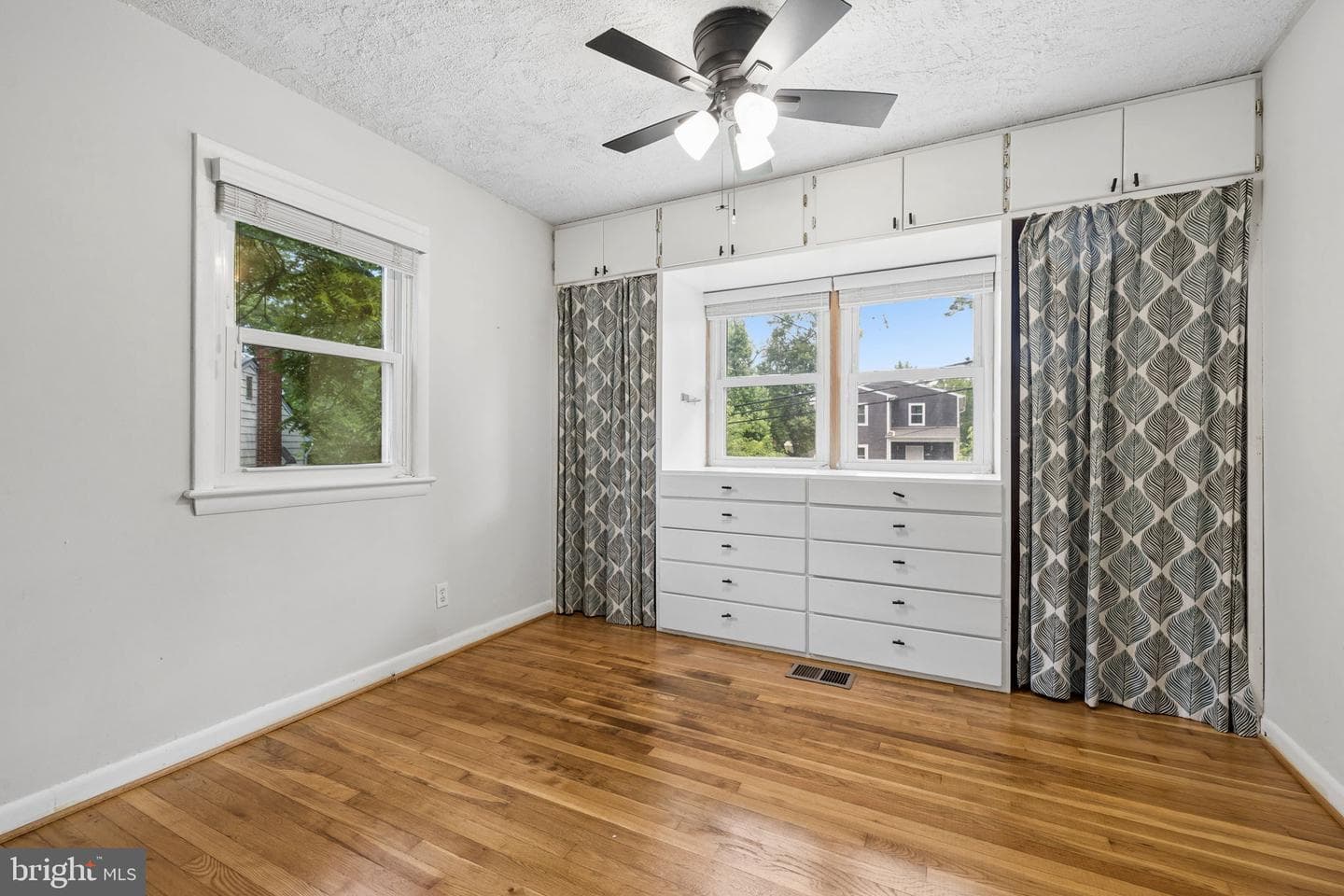 5903 Berwyn photo 15