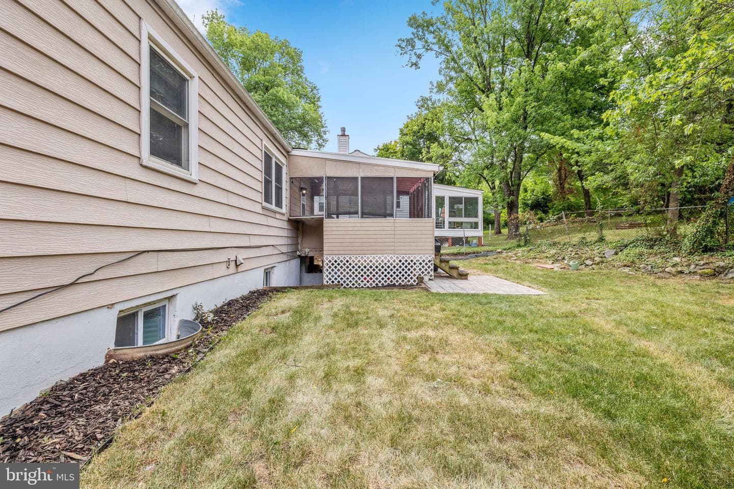 5903 Berwyn photo 33