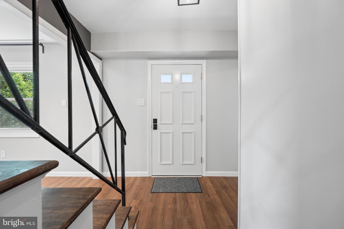 12100 Maycheck Lane photo 3