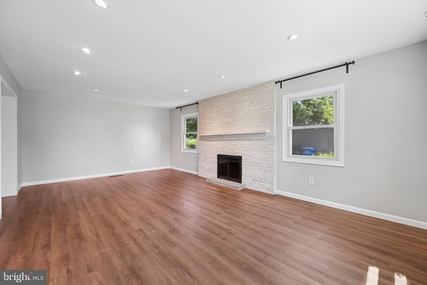 12100 Maycheck Lane photo 8