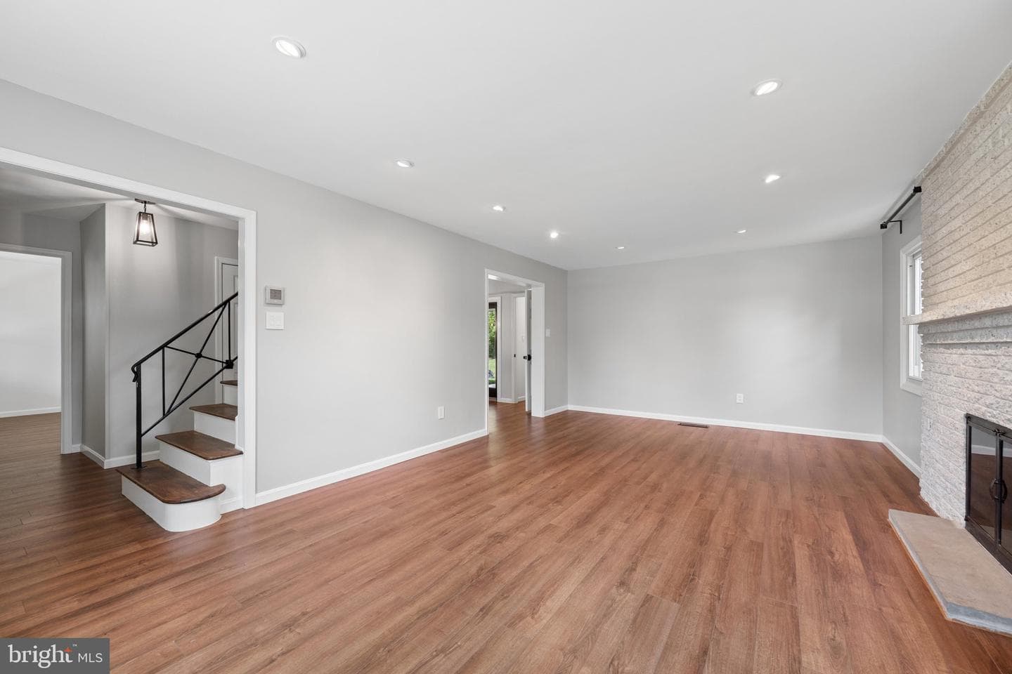 12100 Maycheck Lane photo 9