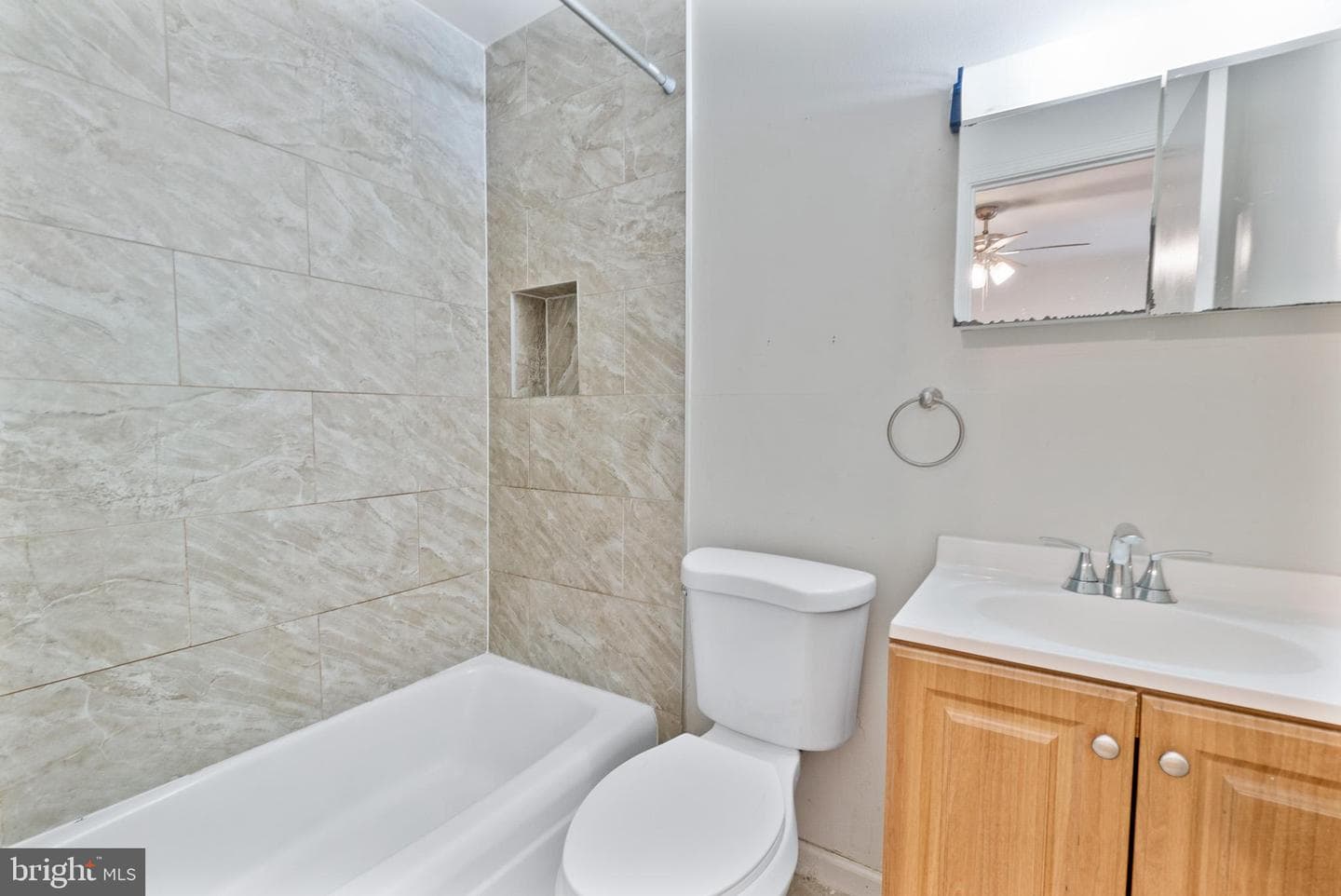 5902 Westchester Park Drive photo 13