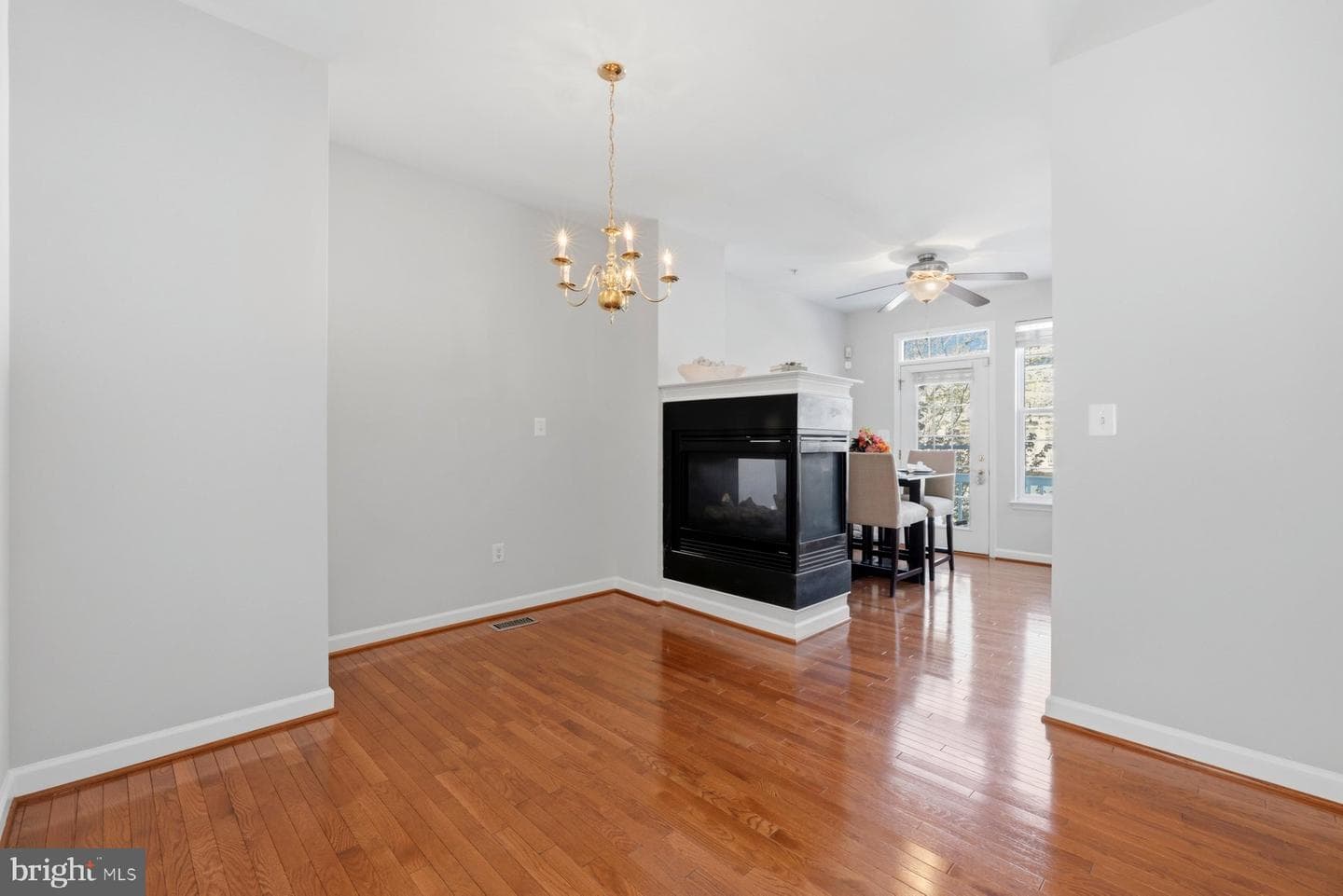 4210 Talmadge Circle photo 7