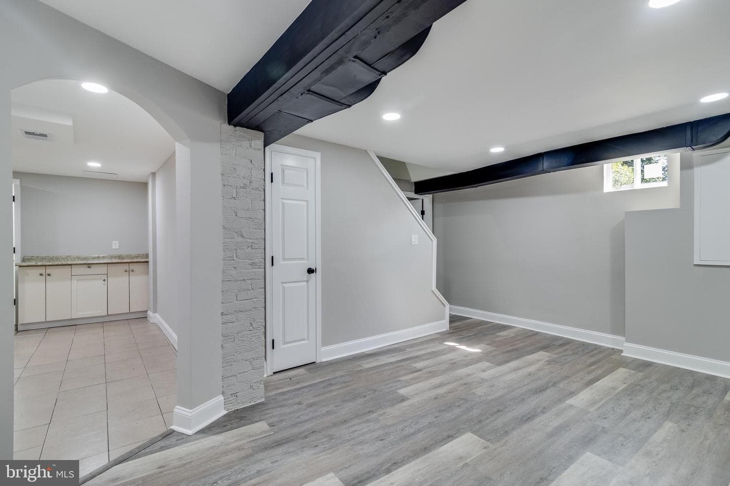 109 S Huron Drive photo 28