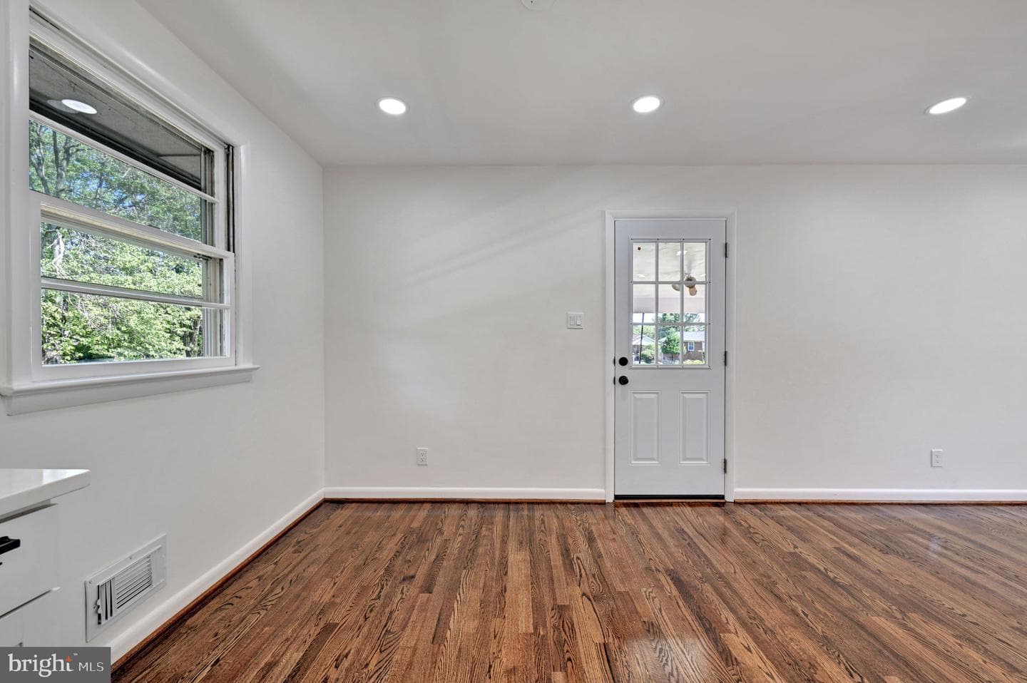 6005 Spell Road photo 14