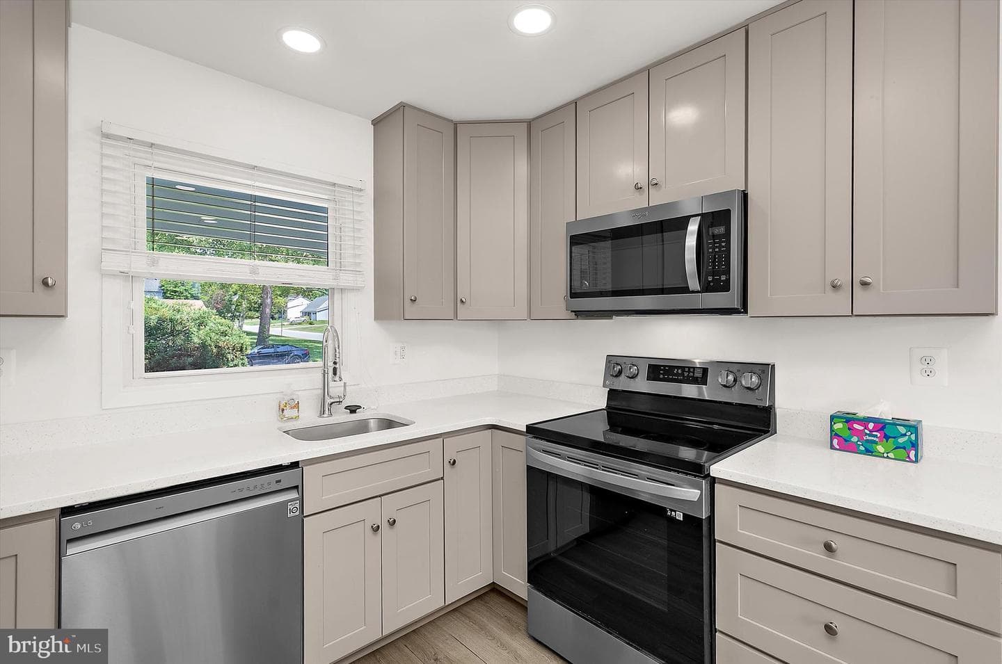3900 Carvel Lane photo 14