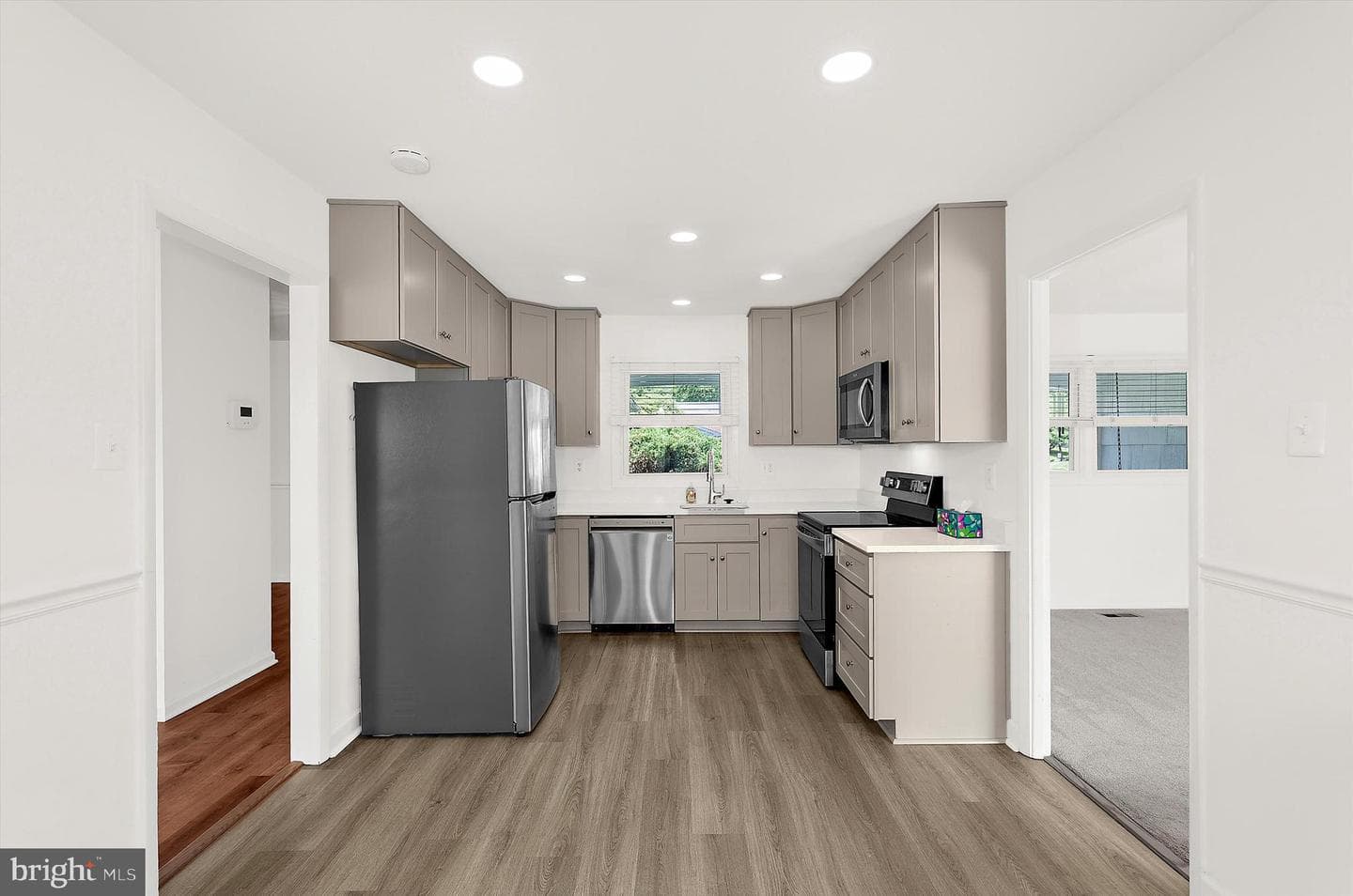 3900 Carvel Lane photo 15