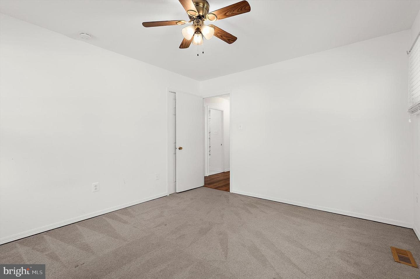 3900 Carvel Lane photo 20