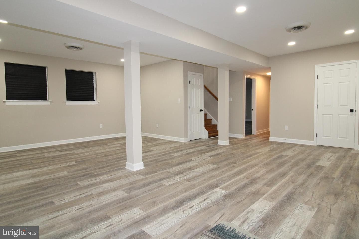 7100 Victoria Place photo 15
