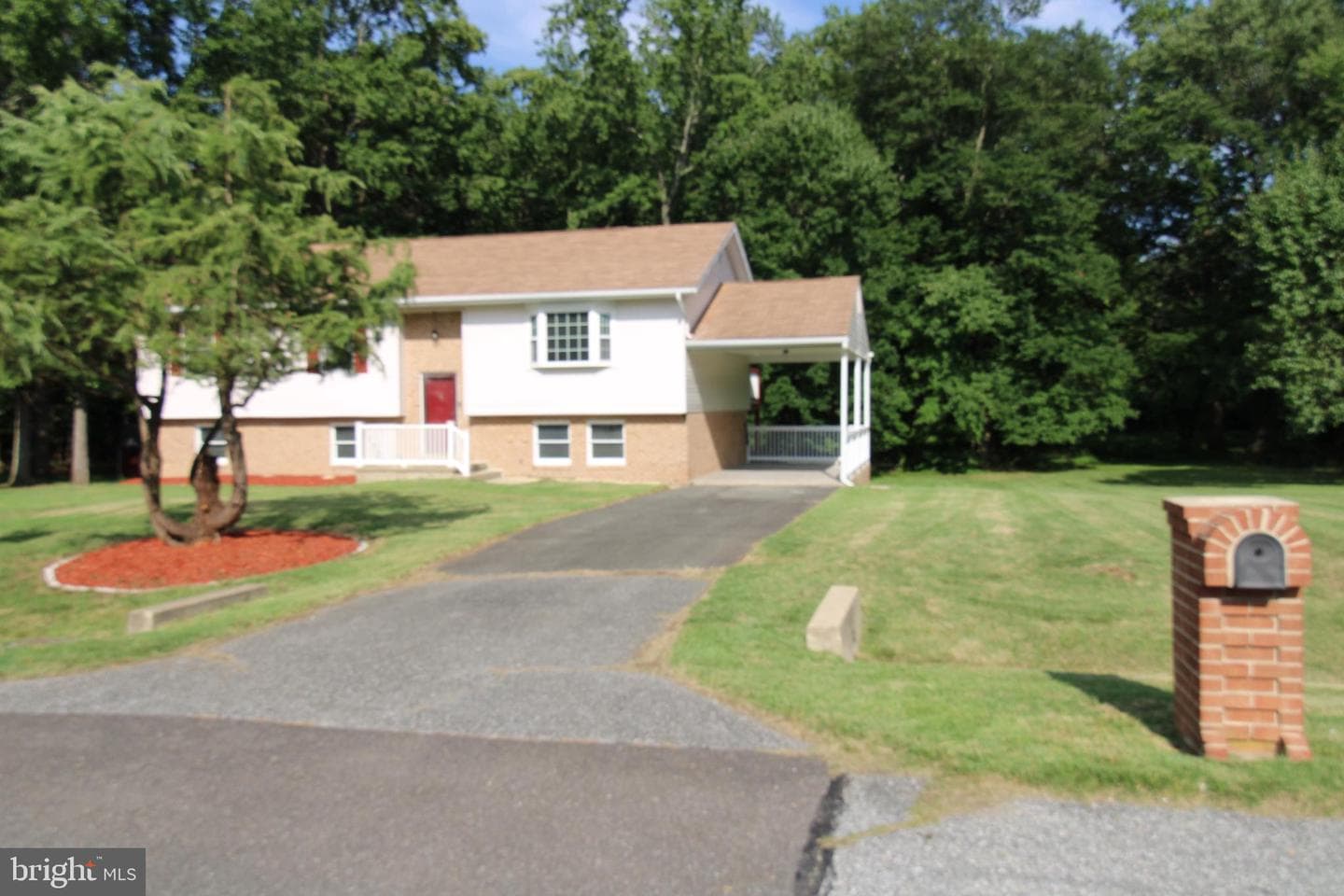 7100 Victoria Place photo 53