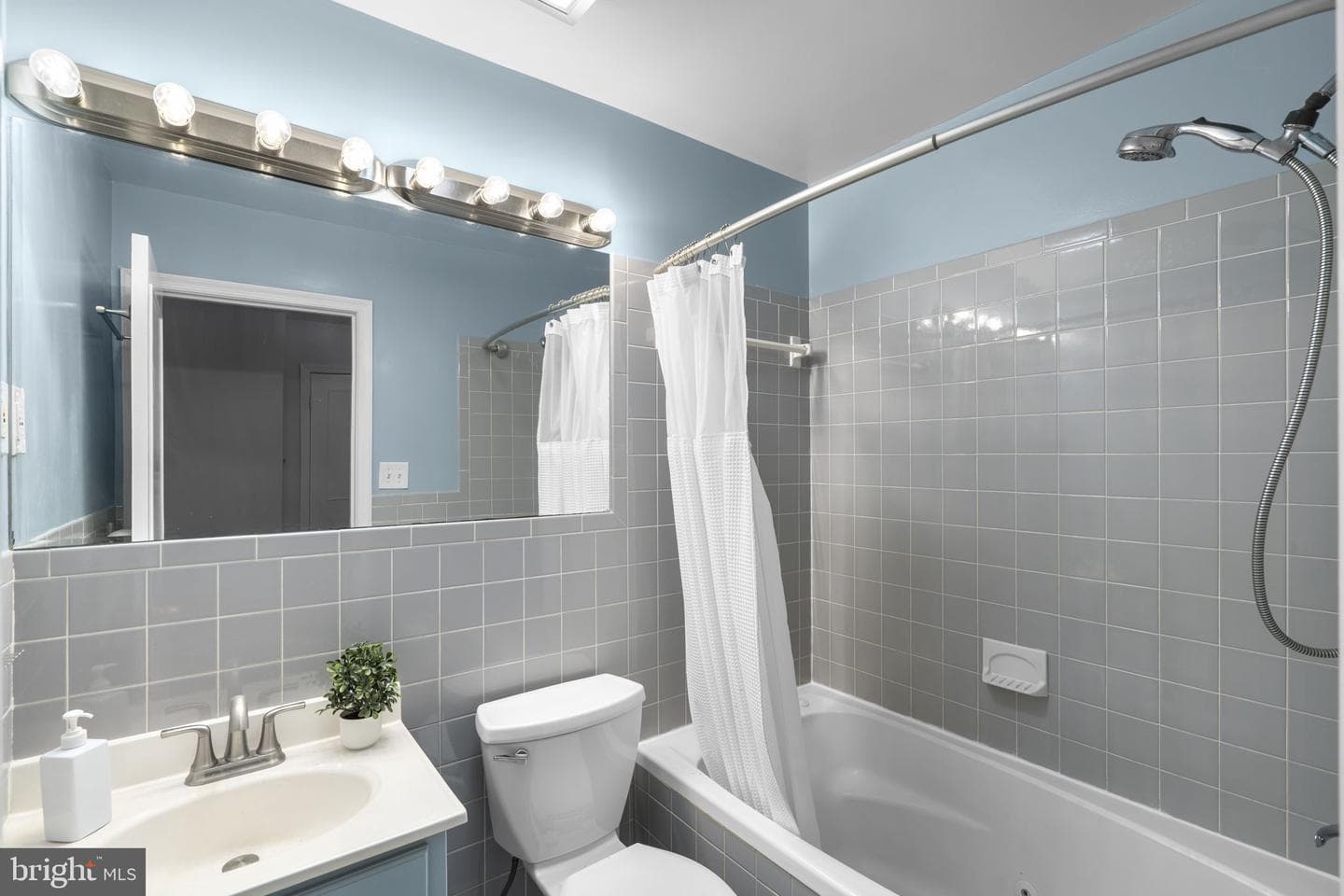 11503 Chantilly Lane photo 24