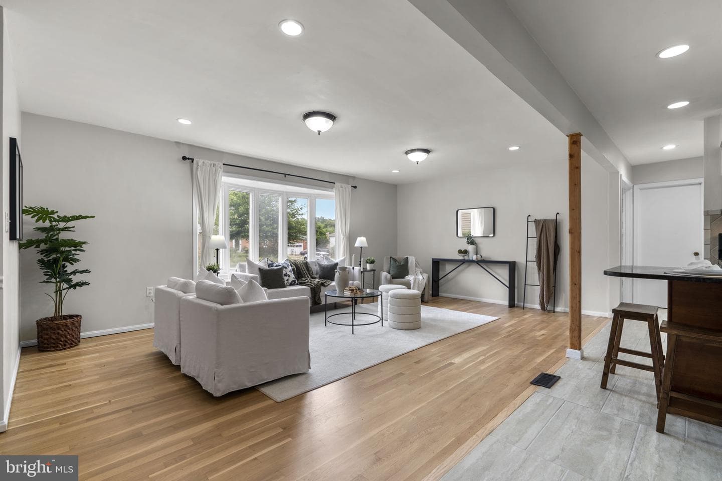 11503 Chantilly Lane photo 3