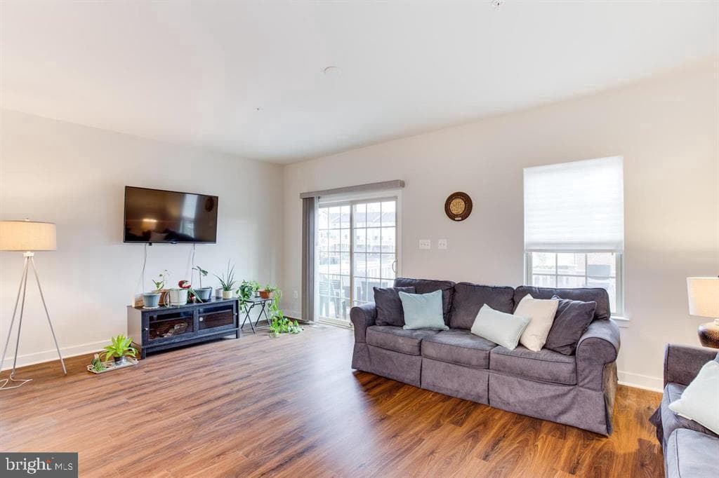 10520 Norbourne Farm Road photo 18
