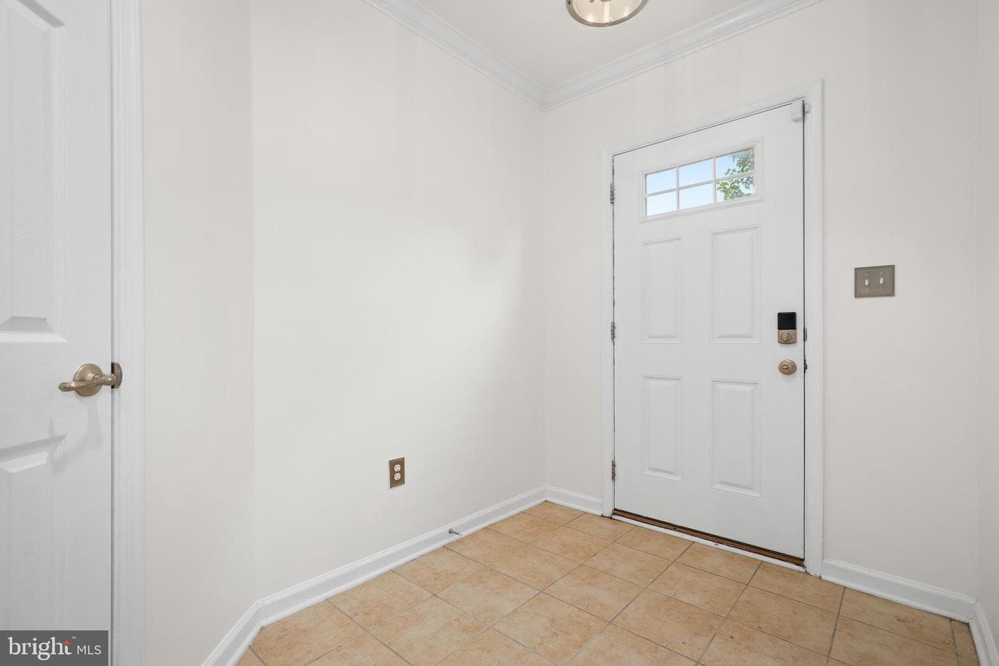 6232 Walbridge Street photo 4