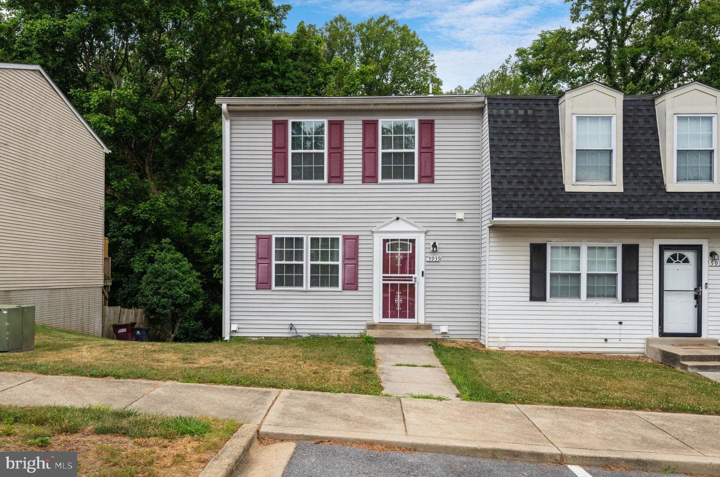 5939 Applegarth Place photo 46