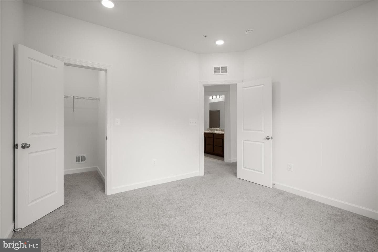 6801 Fountain Park Drive photo 47