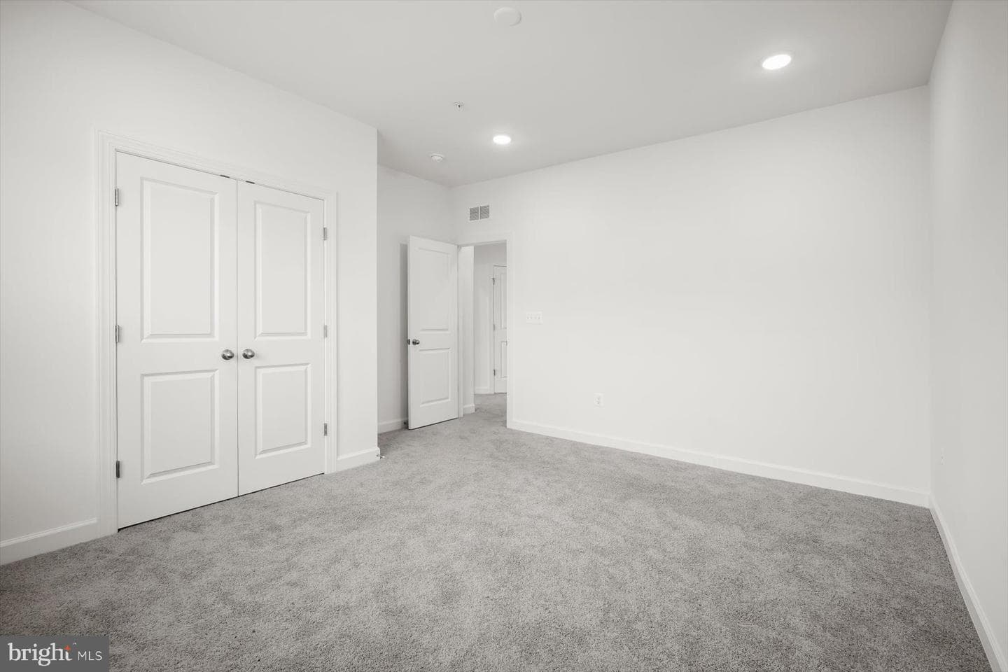 6801 Fountain Park Drive photo 52