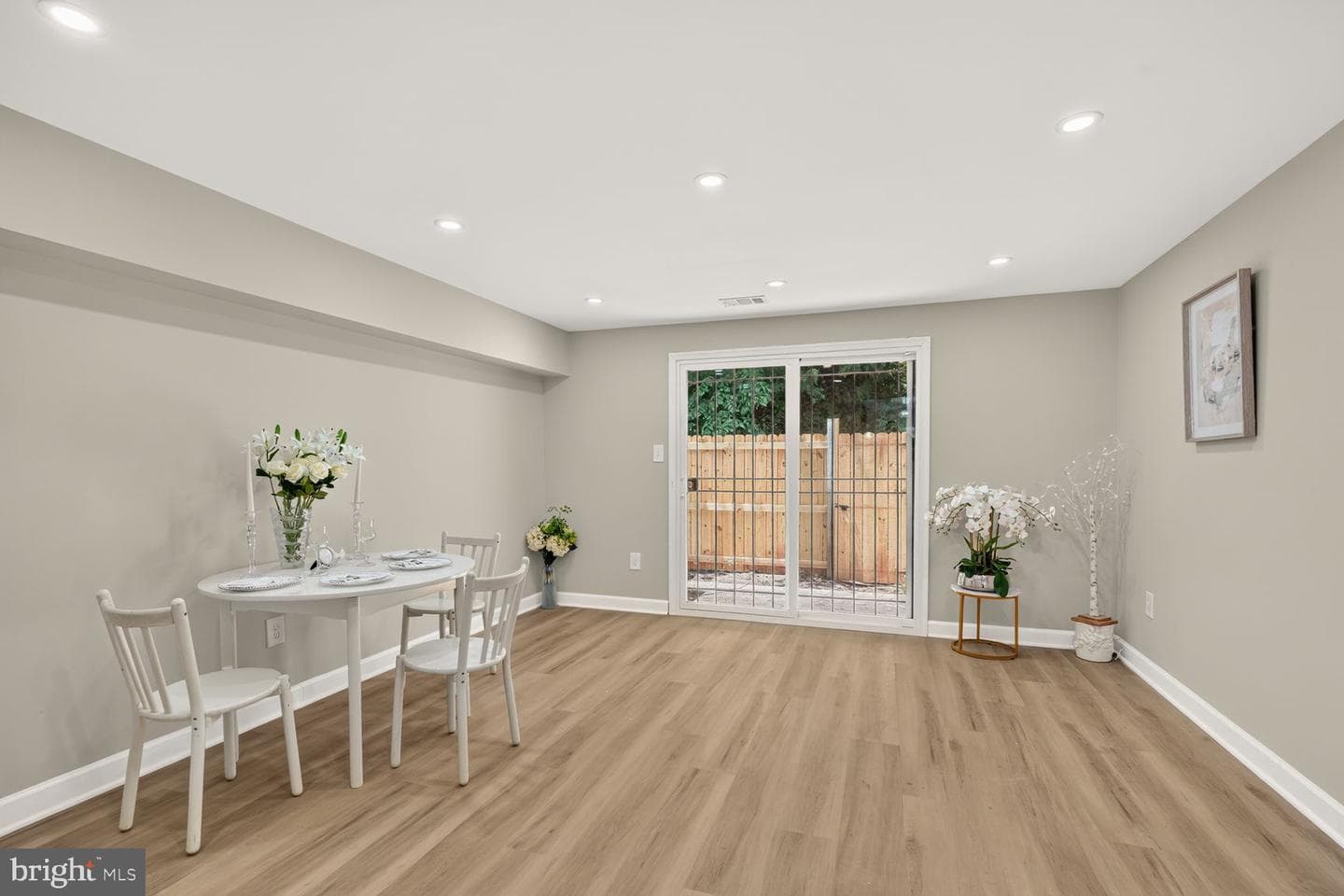 1800 Village Green Drive #d-96 photo 11