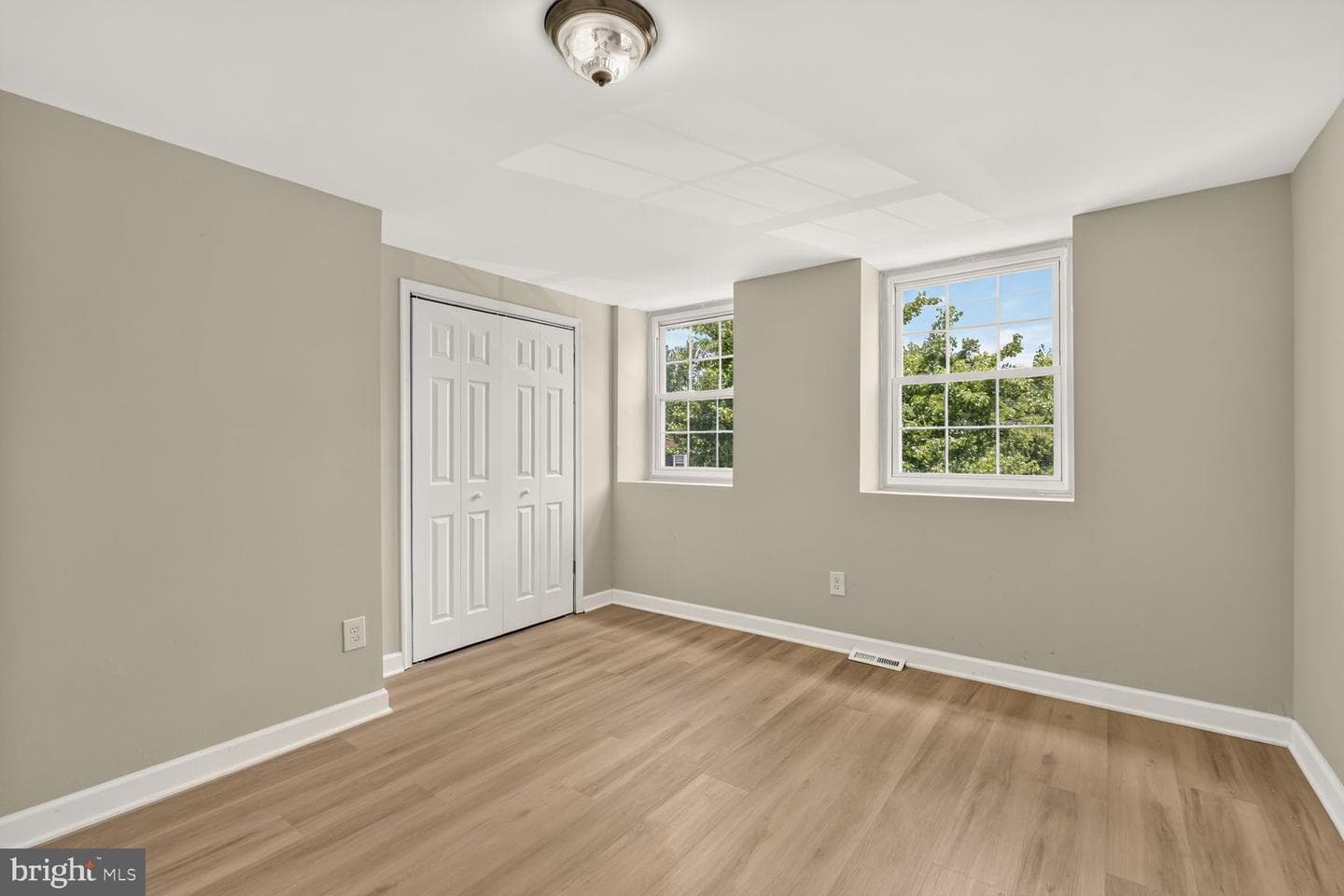 1800 Village Green Drive #d-96 photo 14