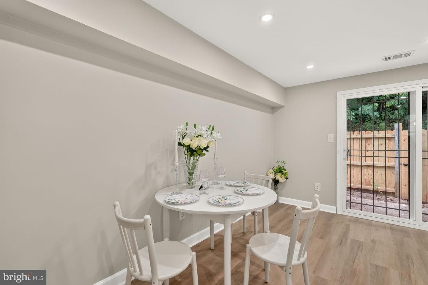 1800 Village Green Drive #d-96 photo 8