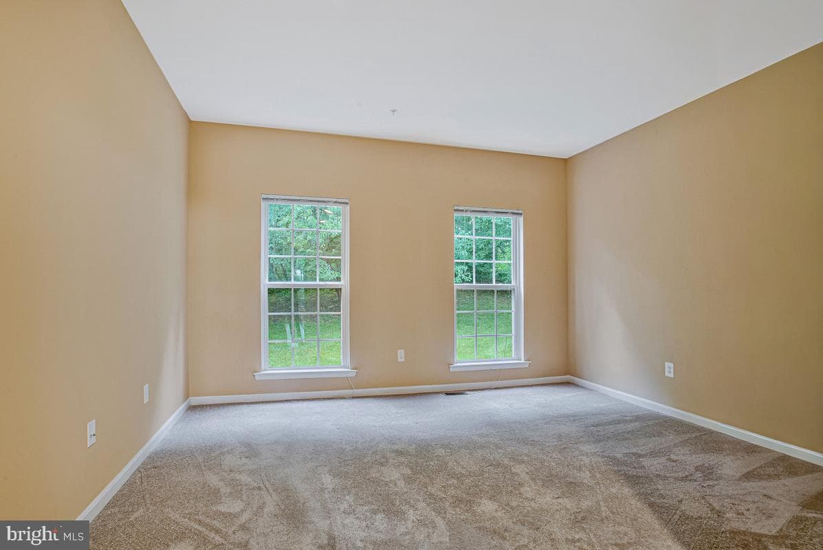 5209 Devonport Court photo 8