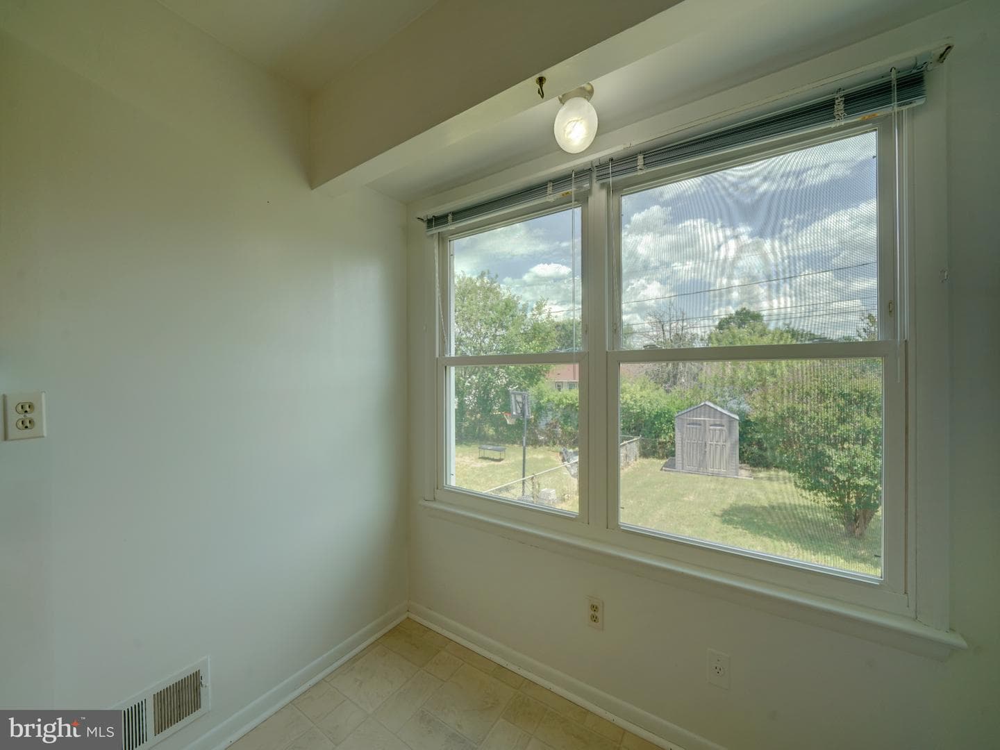 1120 Beall Place photo 23