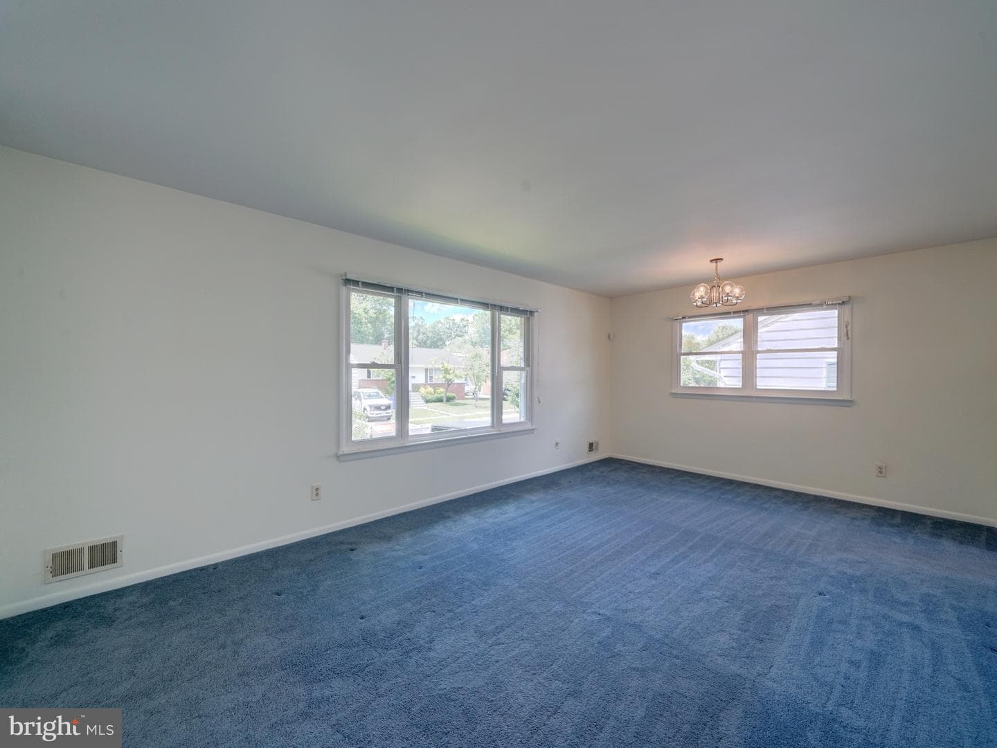 1120 Beall Place photo 9