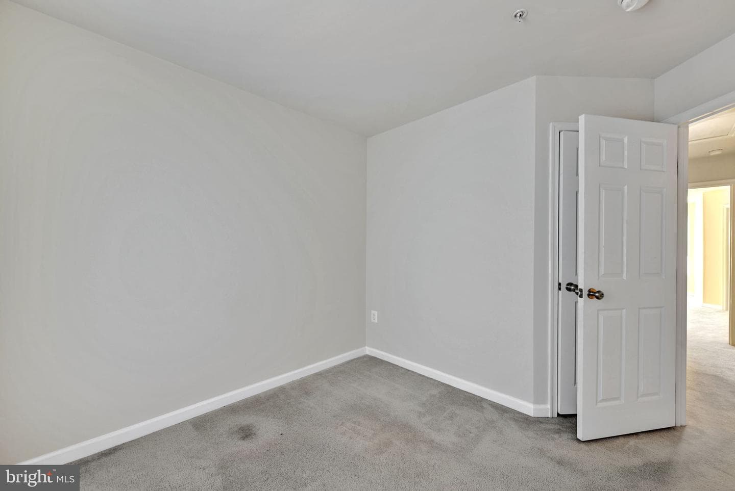 1141 Wilberforce Ct photo 31