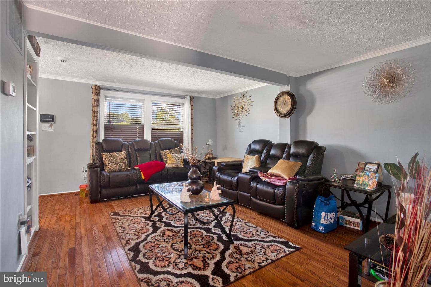 728 Avanti Place photo 6