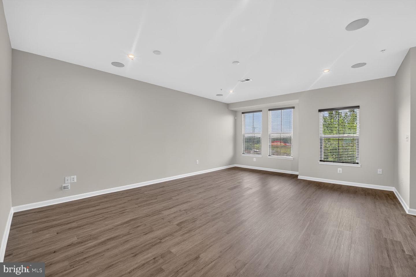 3210 Tribune Court photo 15