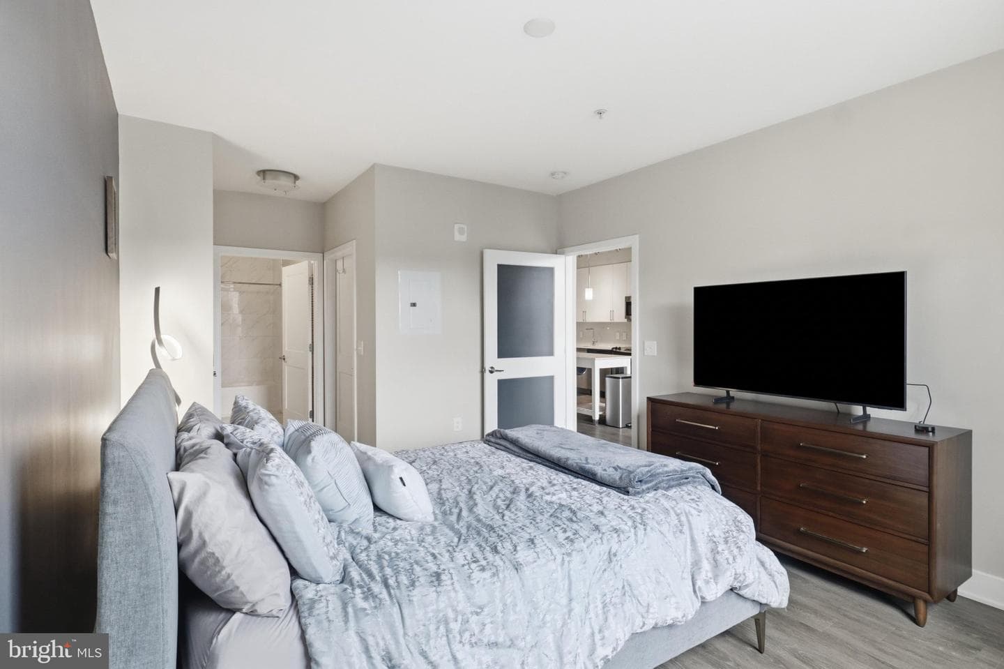 145 Riverhaven Drive #550 photo 16