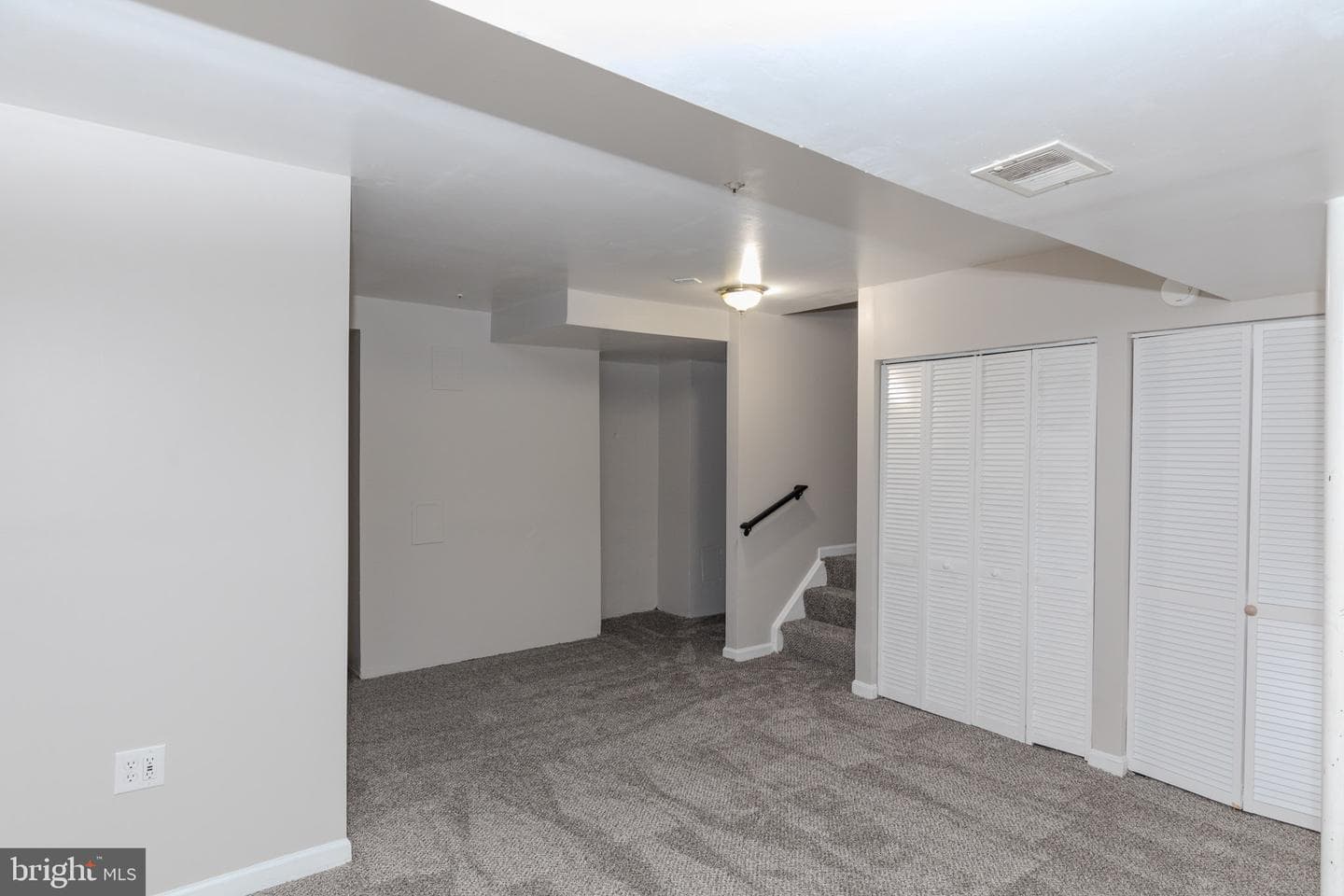 1319 Upcot Court photo 16