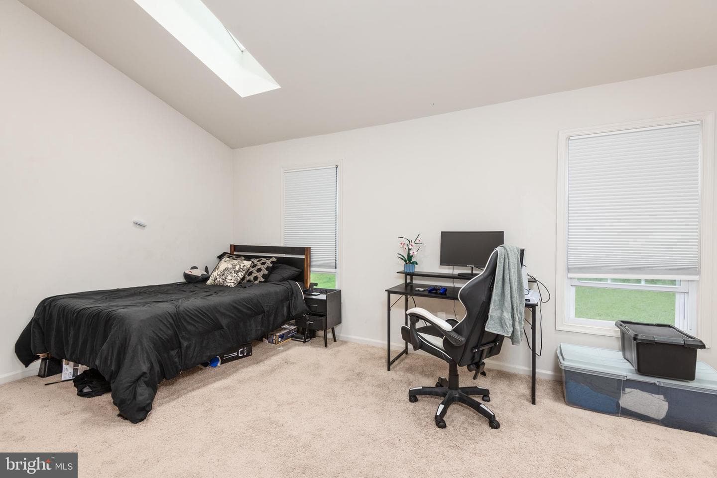 8202 Greenspire Terrace photo 11